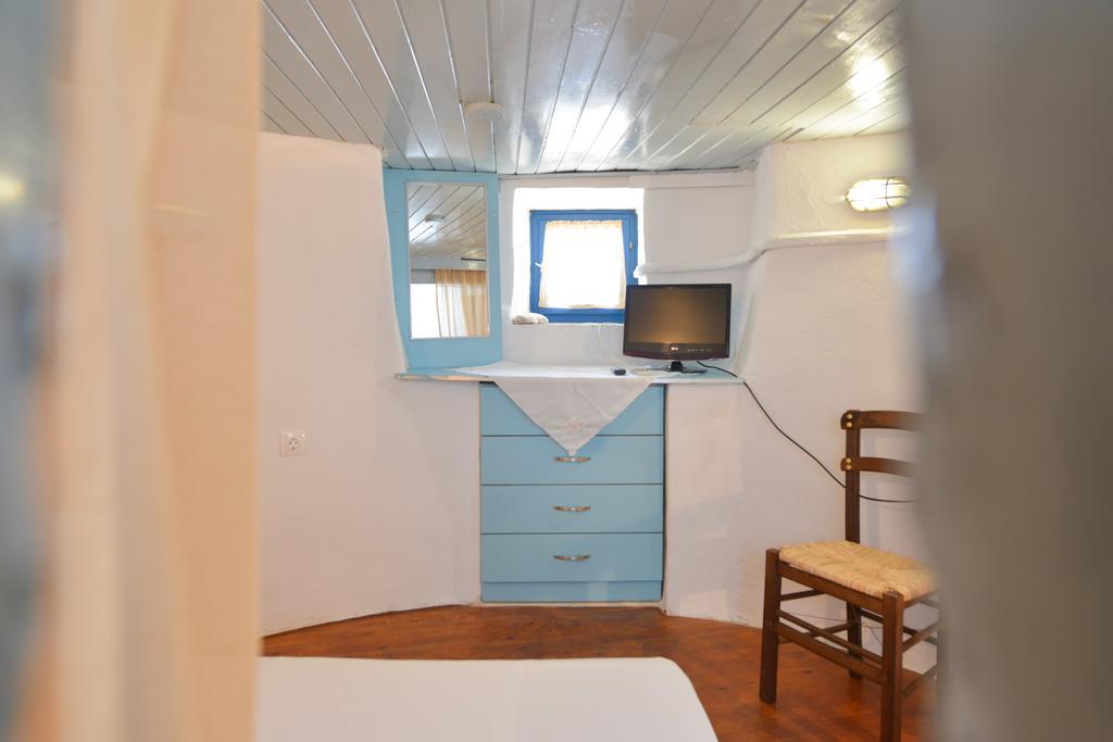 Windmill Villas أرتيموناس المظهر الخارجي الصورة