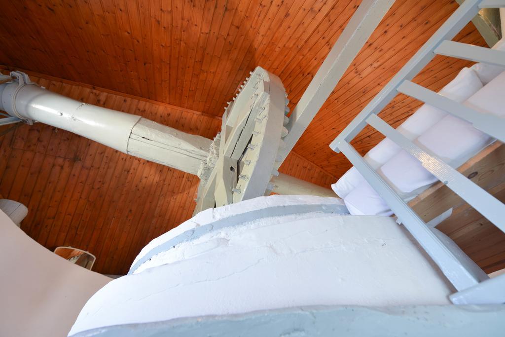 Windmill Villas أرتيموناس المظهر الخارجي الصورة