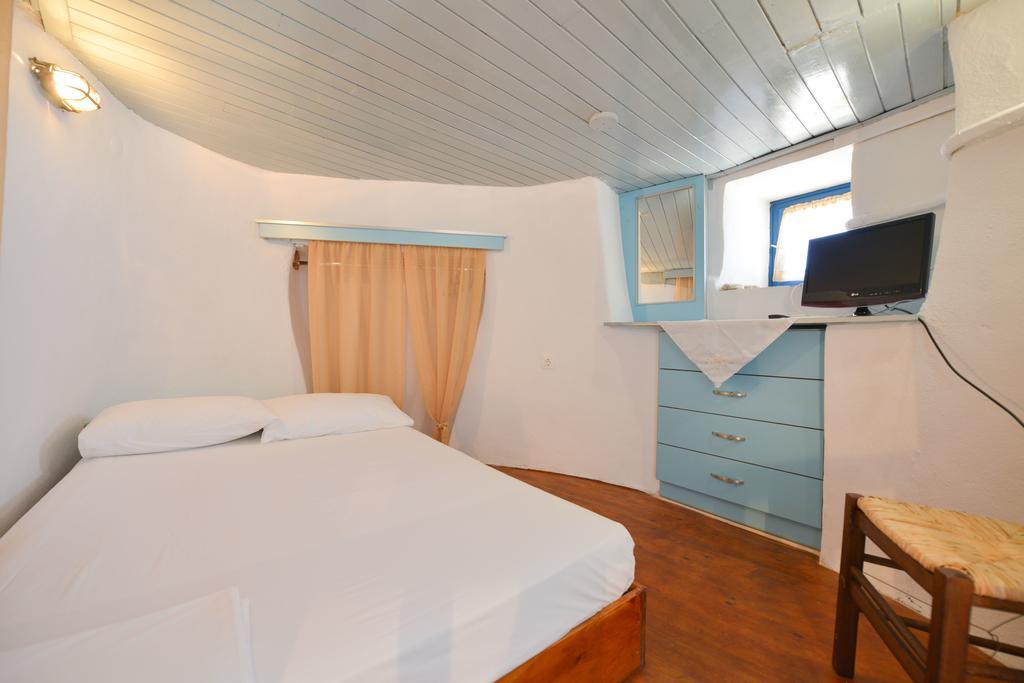 Windmill Villas أرتيموناس المظهر الخارجي الصورة