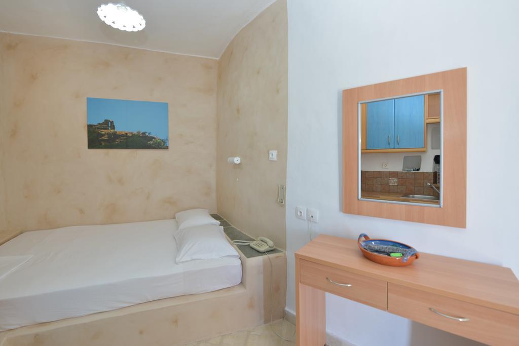 Windmill Villas أرتيموناس المظهر الخارجي الصورة